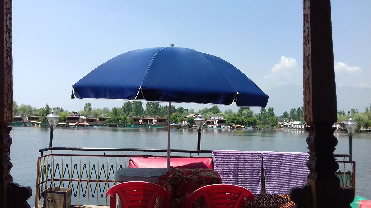 Lake Palace Group Of House Boats Srīnagar Екстериор снимка